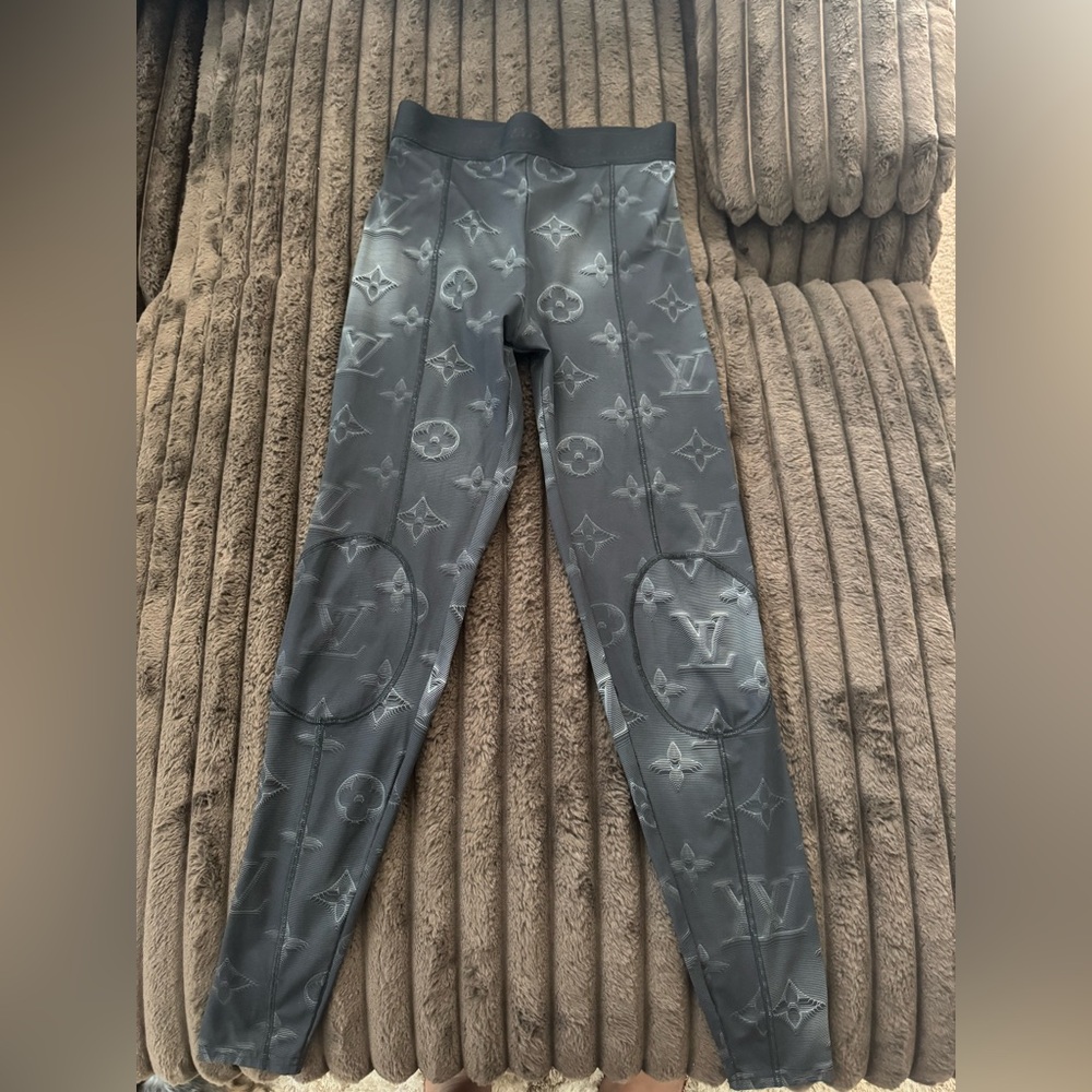 Louis Vuitton Gray Patterned Leggings